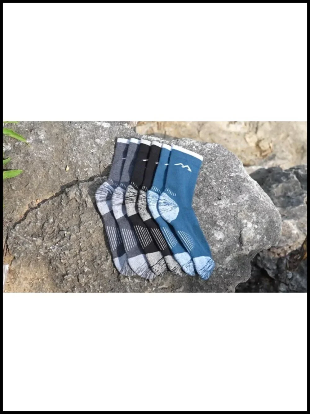 Men's Merino Wool Hiking Socks 3 Pack Moisture Wicking Cushioned Crew